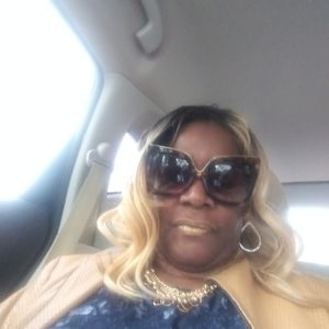 Meet your Posher, Myra